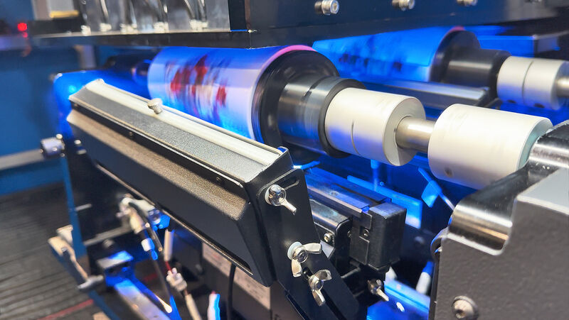How Does Digital Printing Work on Plastic Parts?