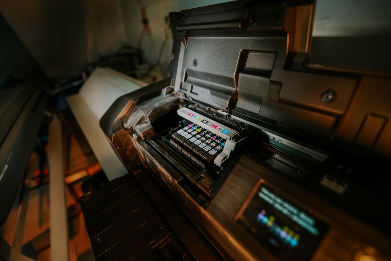 The History of Digital Printing: From Office Copiers to Printing on Molded Plastic Parts
